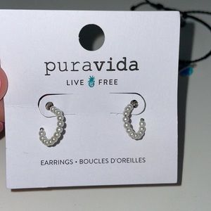 Pearl mini hoops from Pura Vida